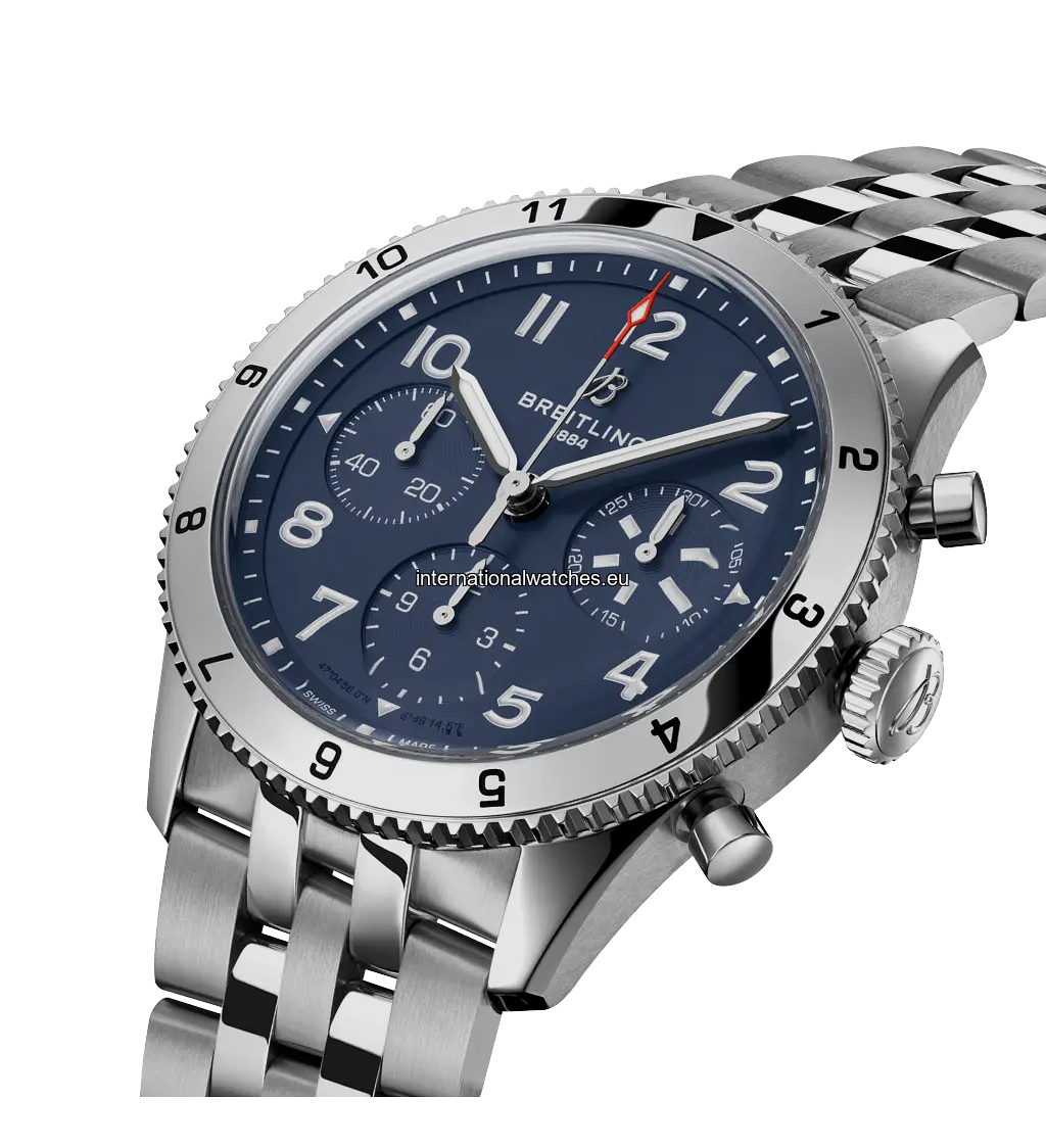 Classic AVI Chronograph 42 Tribute to Vought F4U Corsair - A233801A1C1A1